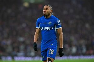 记者：切尔西多次提出将恩昆库加入西蒙斯交易，但莱比锡未考虑