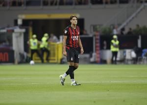 里奇：努力在米兰表现出色并争取国家队位置，荣幸和魔笛一起训练