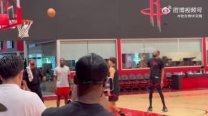 活久见！杜兰特在火箭训练中两次罚球失手 曾连续3个赛季罚篮90%+